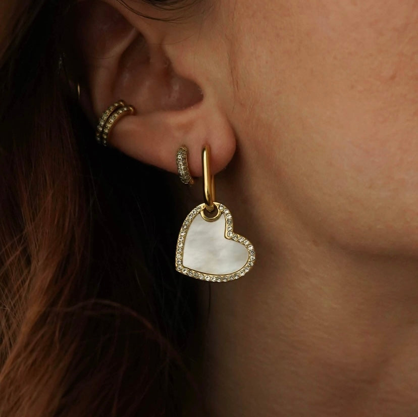 BOUCLES D’OREILLES