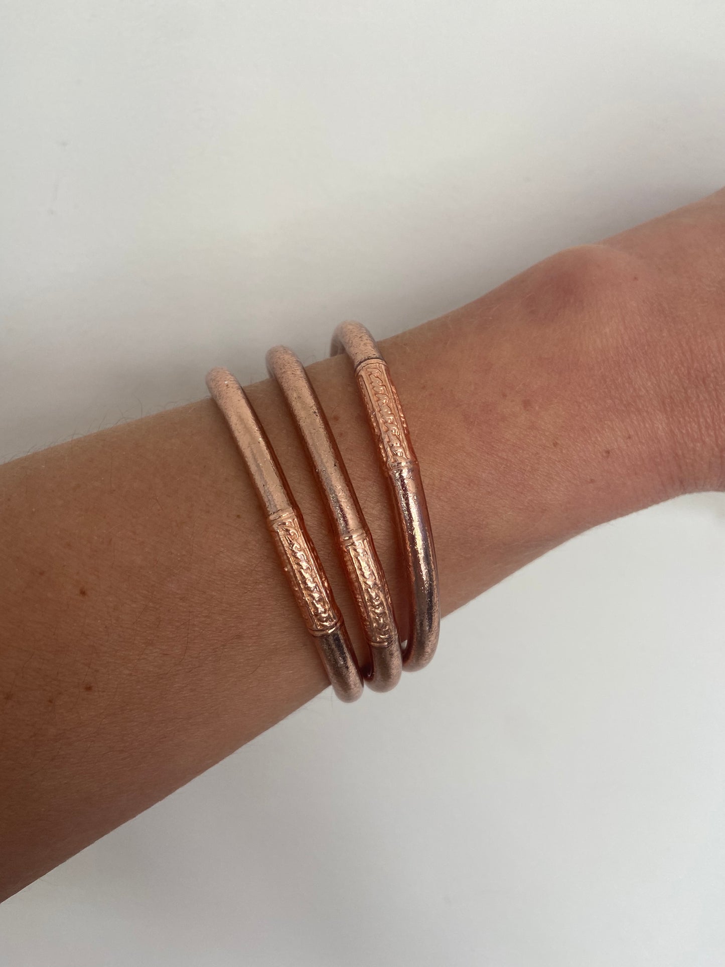 Jonc Bouddhiste Champagne or rose épais MANTRA(taille L)