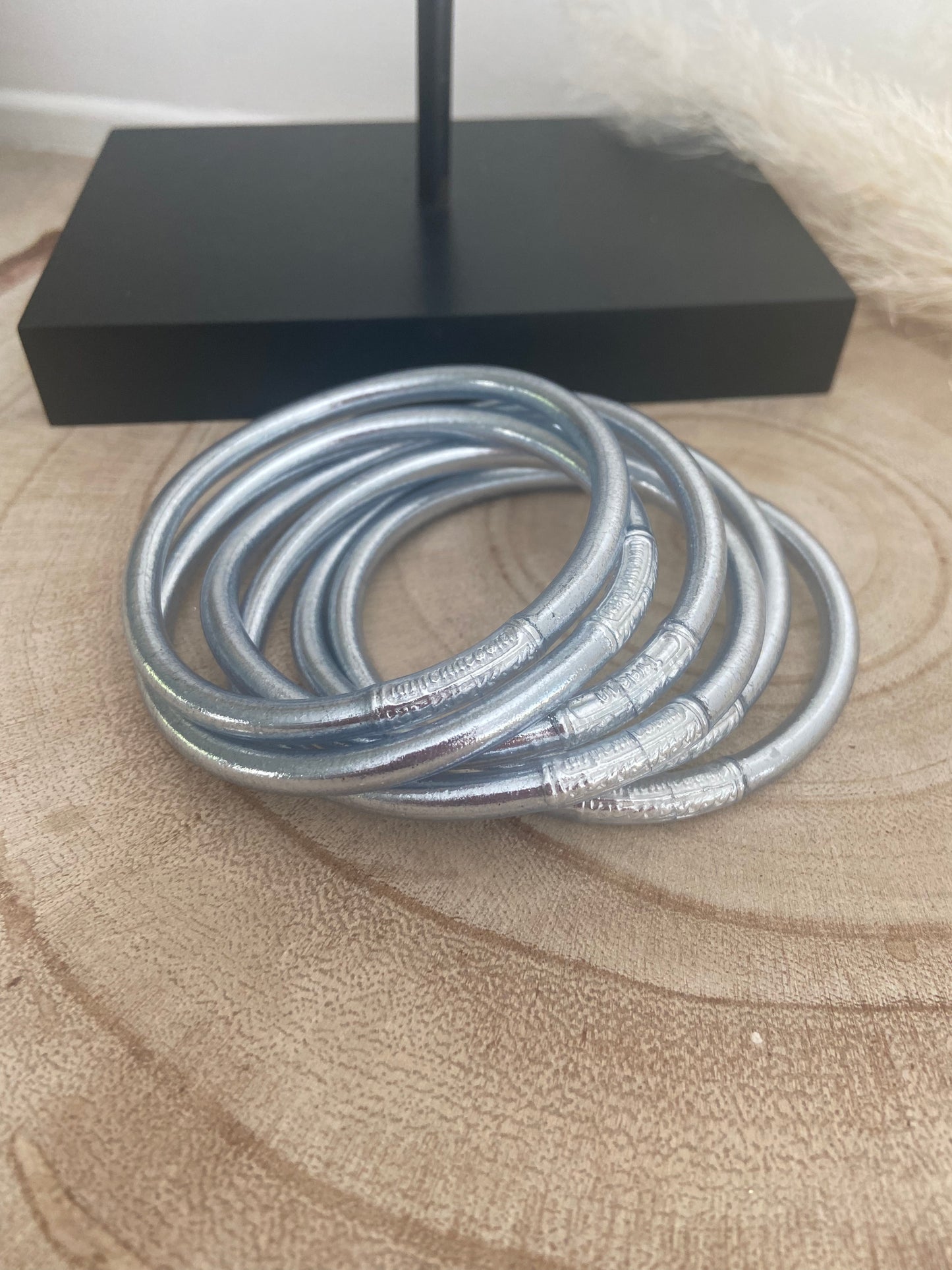 Jonc bouddhiste Silver épais MANTRA ( taille L)